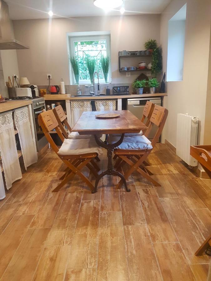 Bastide En Provence Apartment Auriol Bagian luar foto